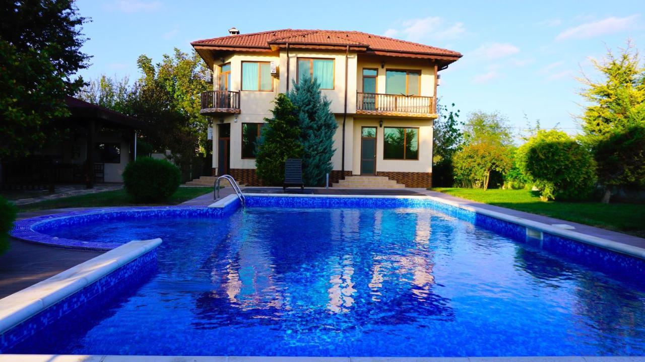 Вила Силва - Villa Silva Bŭlgarevo Exteriör bild