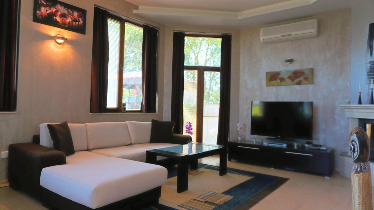 Вила Силва - Villa Silva Bŭlgarevo Exteriör bild