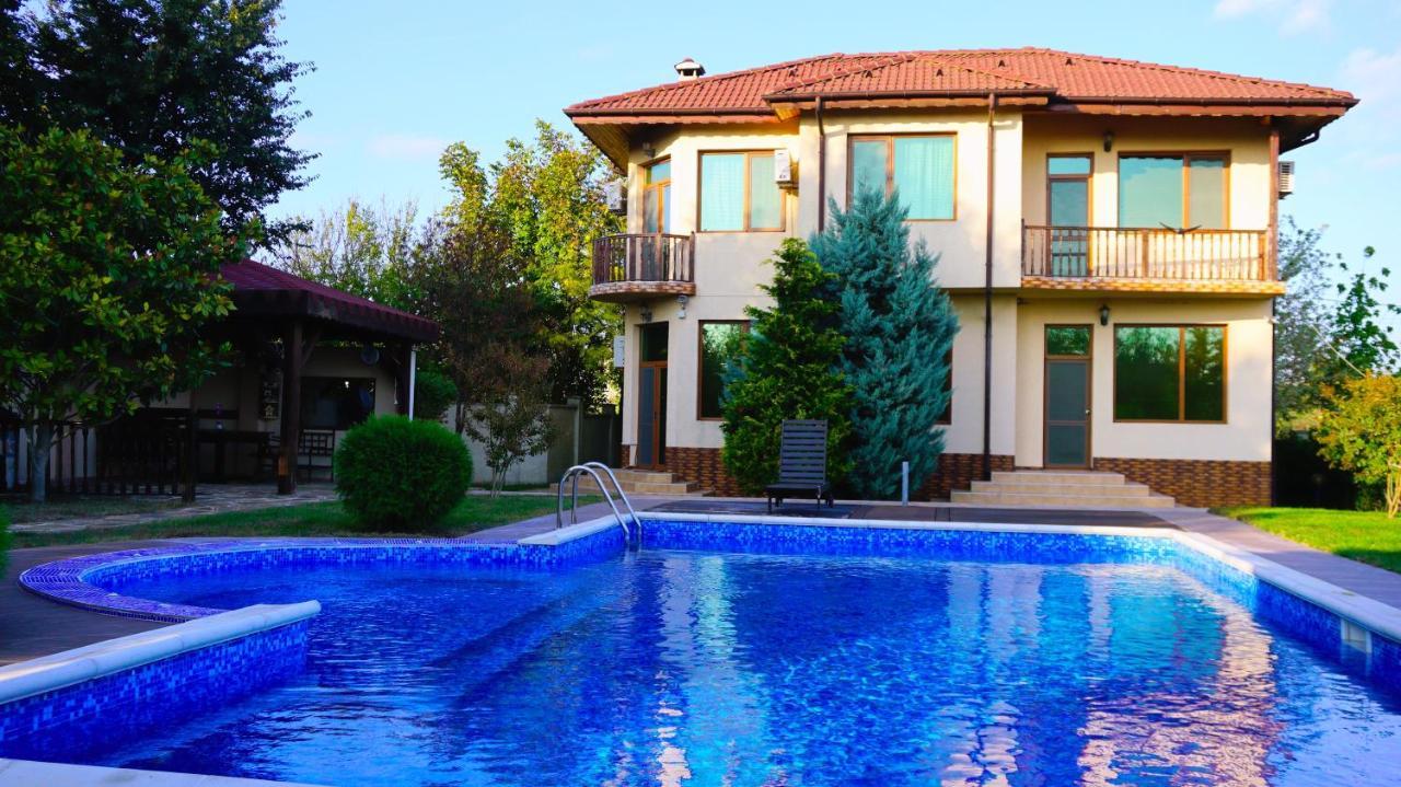 Вила Силва - Villa Silva Bŭlgarevo Exteriör bild
